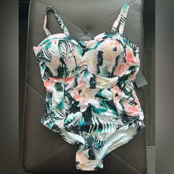 NWT Biki Tropical Plus Size One Piece Swimsuit - Picture 3 of 7